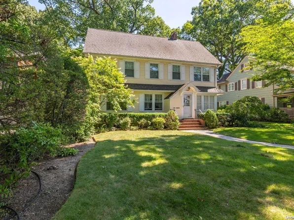 109 Broadway, Rockville Centre, NY 11570