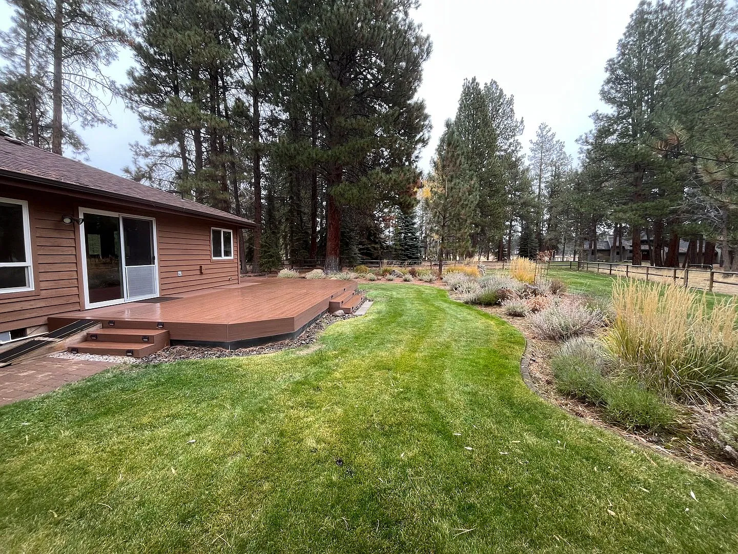 Stunning Sage Meadow Home with full acre Landscaped Yard! — Photo 4