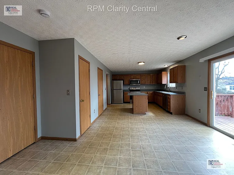 7693 Brunfield Dr — Photo 5
