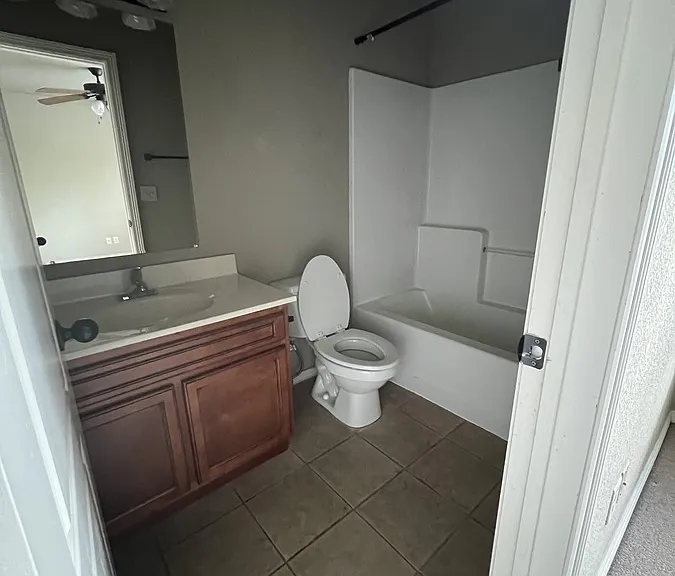 1716 N Chestnut Ave — Photo 8