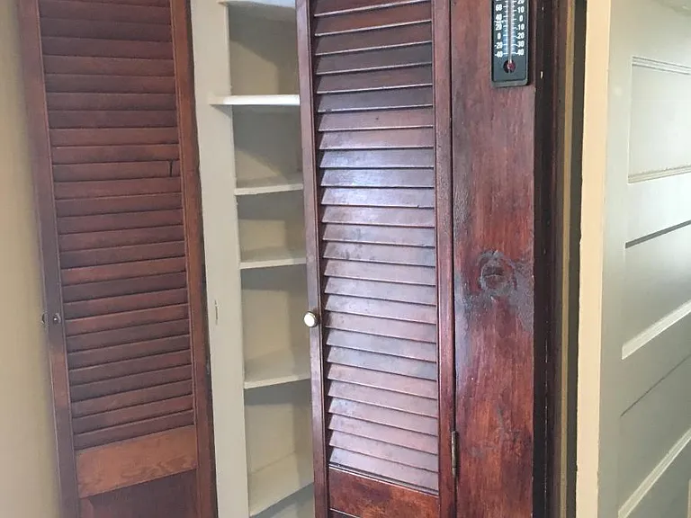 Kitchen pantry