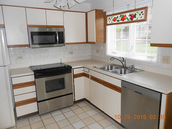 5th image of 13337 S Oakview Ct #C7