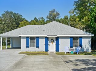 405 Ulman Ave, Bay Saint Louis, MS 39520