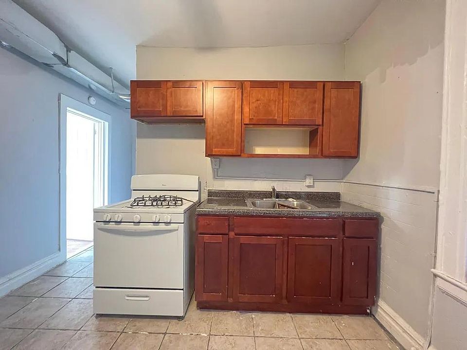 1st image of 123 Elizabeth Ave #1
