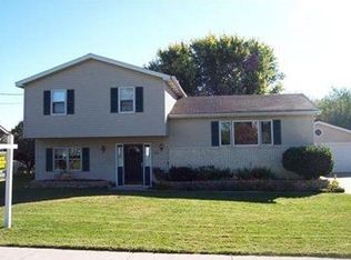 351 W Park Dr, Lake City, PA