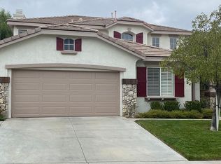 22811 Raintree Ln, Saugus, CA 91390