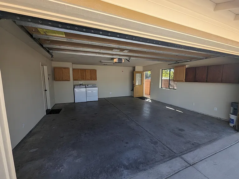 211 N Heritage Ln — Photo 17