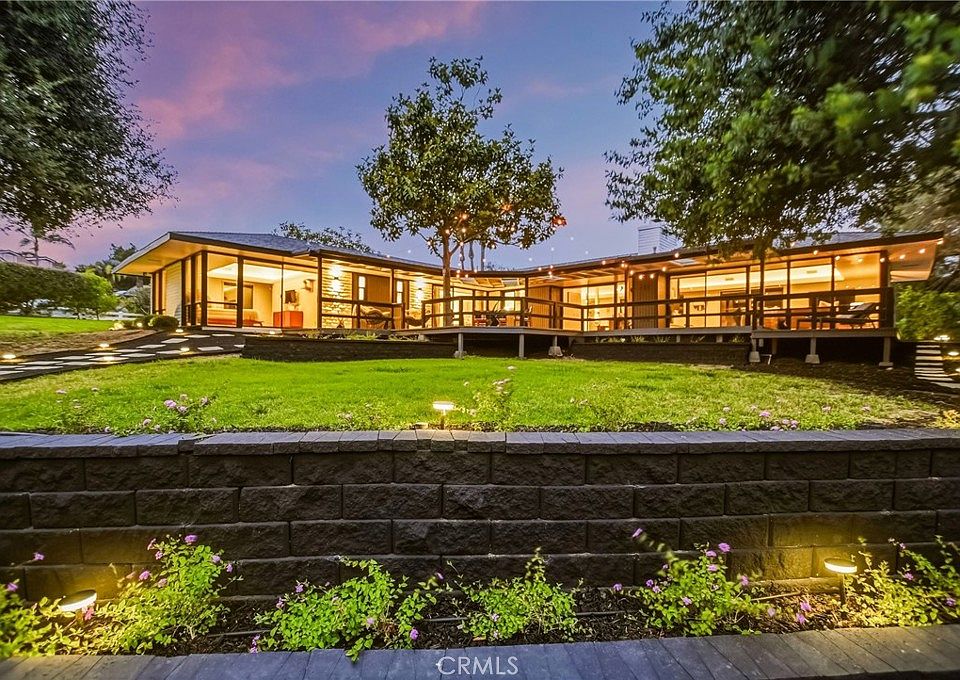 1st image of 224 Tumble Creek Ln