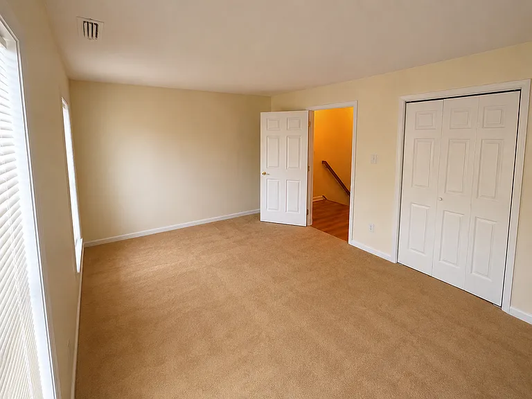 4 Laurel Heights Rd #4 — Photo 18