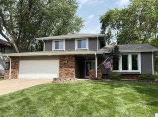 16012 Dorcas St, Omaha, NE 68130