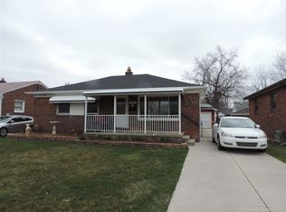 25664 Normandy St, Roseville, MI 48066