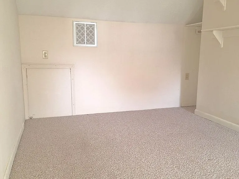 6 Monument Dr — Photo 4
