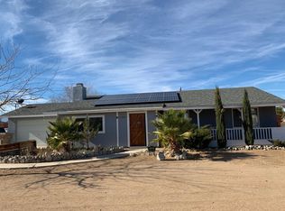 11964 Locust Ave, Hesperia, CA 92345