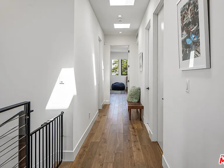 1037 Palms Blvd — Photo 39