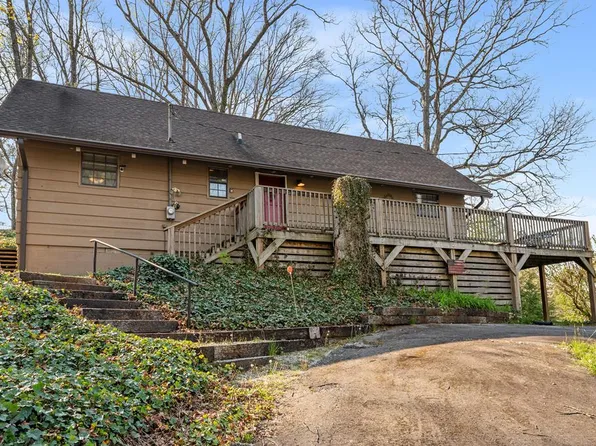514 Mark Dowdle Rd, Franklin, NC 28734