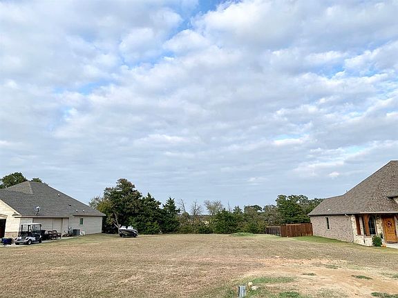 2nd image of 131 Comanche Dr Lot 1130
