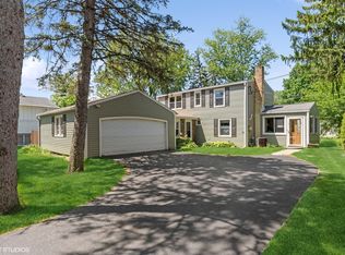 934 S Highland Ave, Arlington Heights, IL 60005