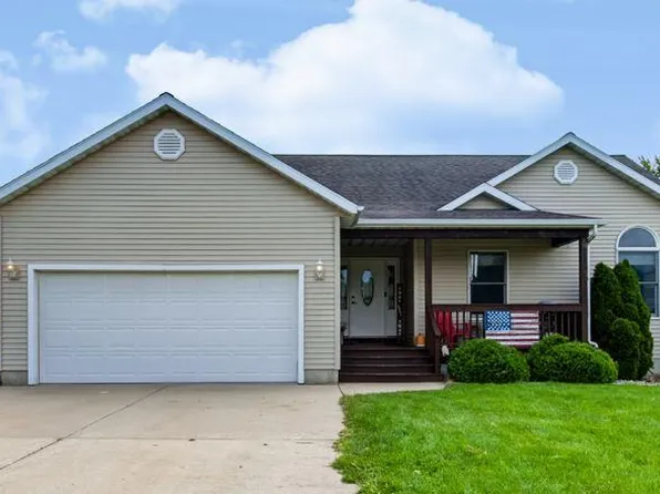 707 Tulip Dr, Three Oaks, MI 49128