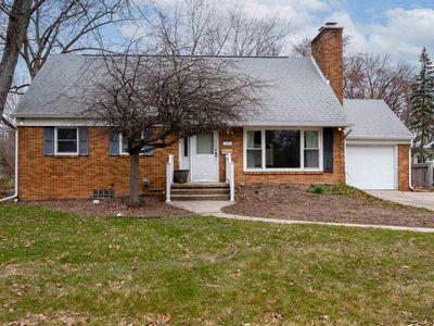 305 E Meadowbrook Dr, Midland, MI, 48642