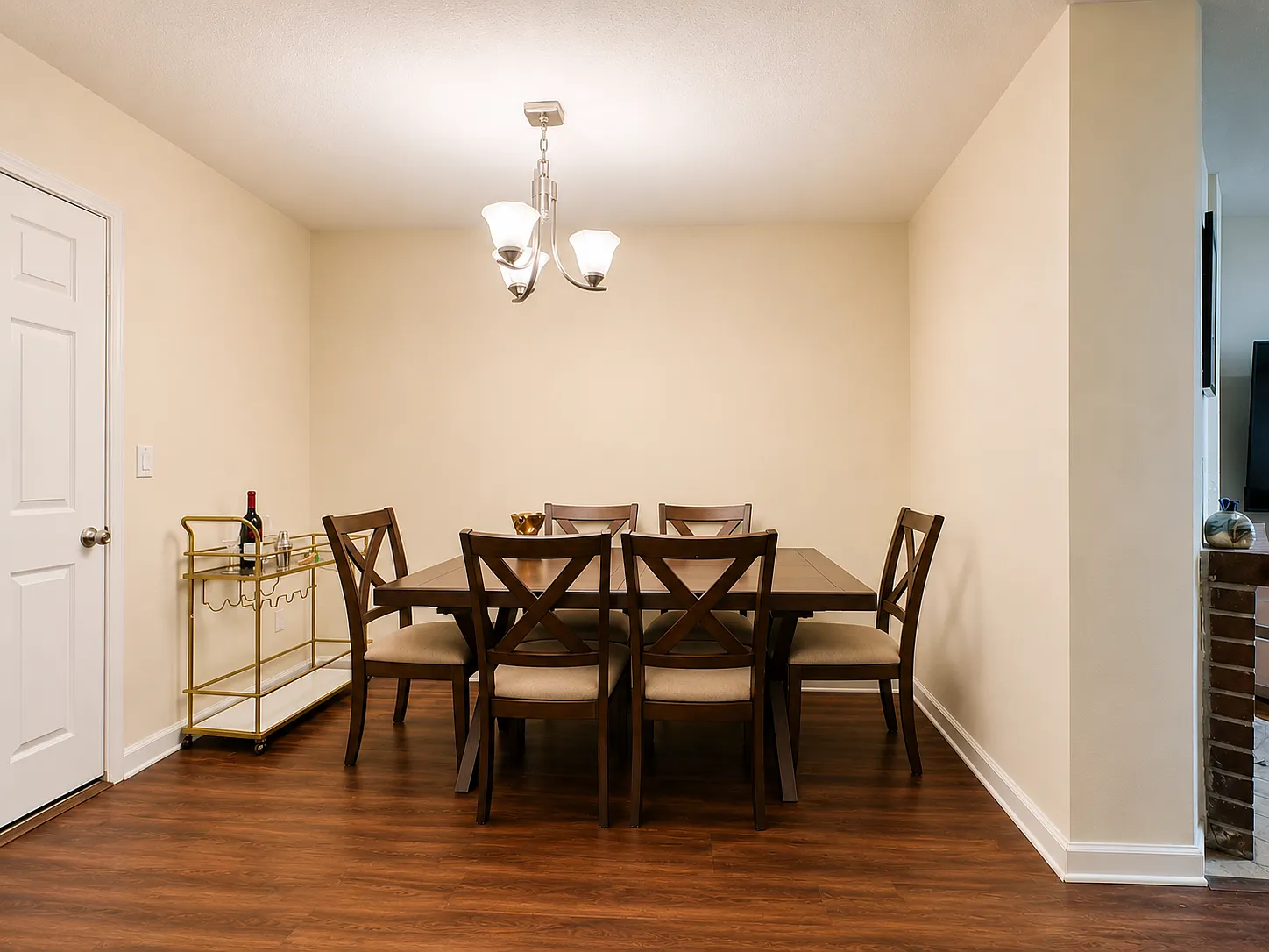 1 bed, 772 sqft, $2,300 — Photo 4