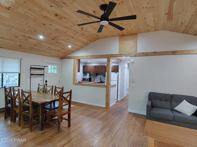 113 Portage Ln — Photo 5
