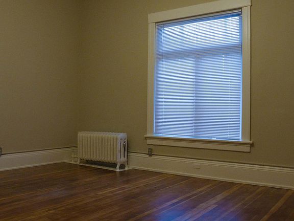 4th image of 901 6th Ave #406