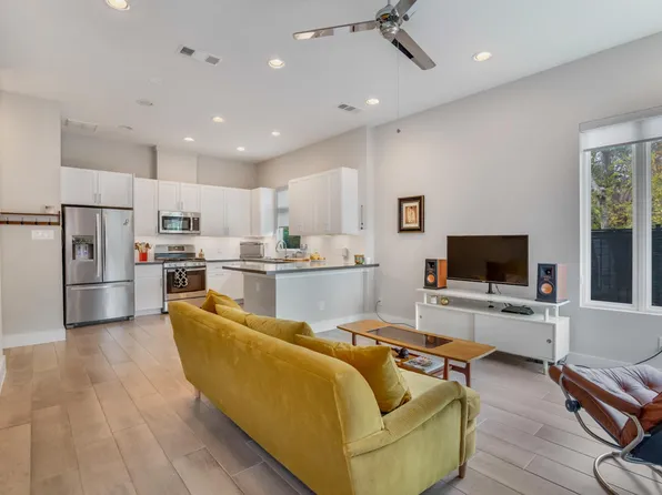 5953 Kiam St, Houston, TX 77007