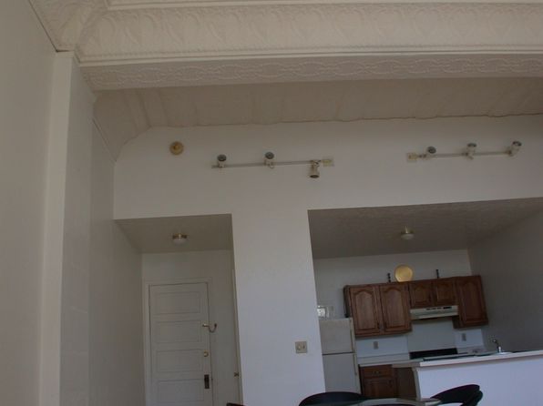 1192 E 61st St APT 6