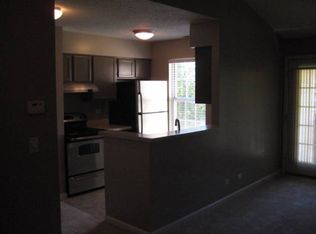 1724 Brookdale Rd APT 22, Naperville, IL 60563