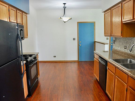 5th image of 399 Glen Byrn Ct #9399B