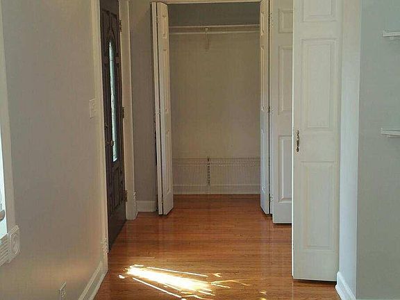 5th image of 6306 W Eastwood Ave #1