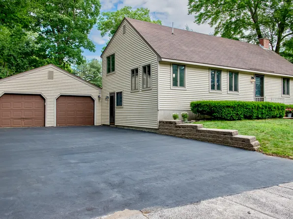52 Briarwood Road, South Portland, ME 04106