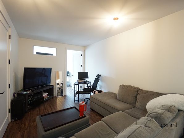 26-25 3rd St Unit 208B