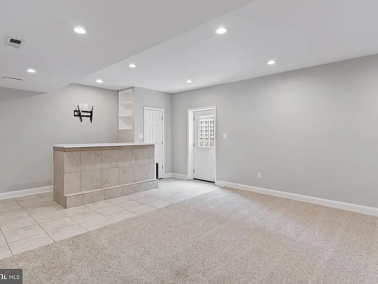 7495 Cavalcade Dr — Photo 27