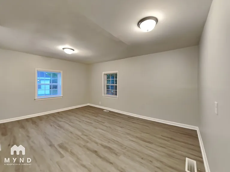 102 Harrison Rd — Photo 12