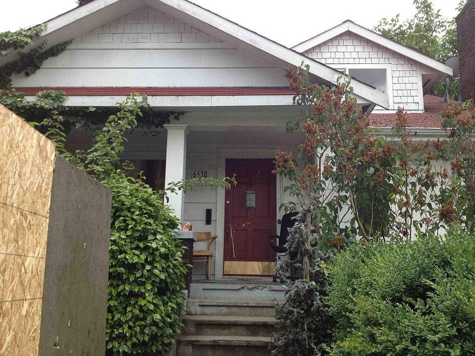 2nd image of 6538 15th Ave NE
