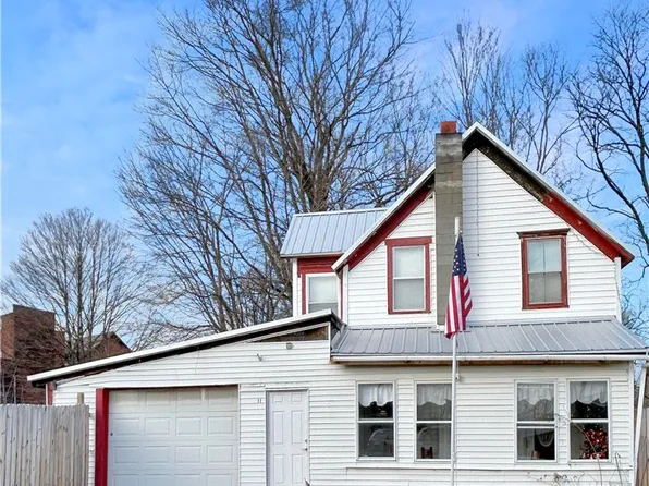 11 Railroad St, New Berlin, NY 13411