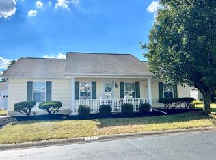 1217 Turf Way, Sevierville, TN 37876