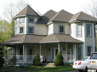 347 Main St, East Setauket, NY 11733