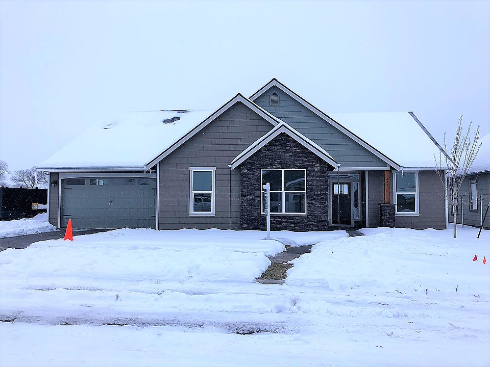 1st image of 328 SE Sumner Dr