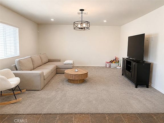 5th image of 5156 Rowel St