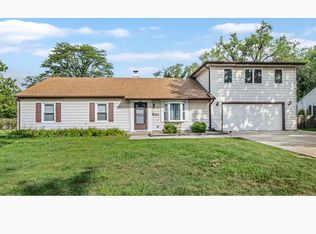 401 Cherry Ln, Glenview, IL