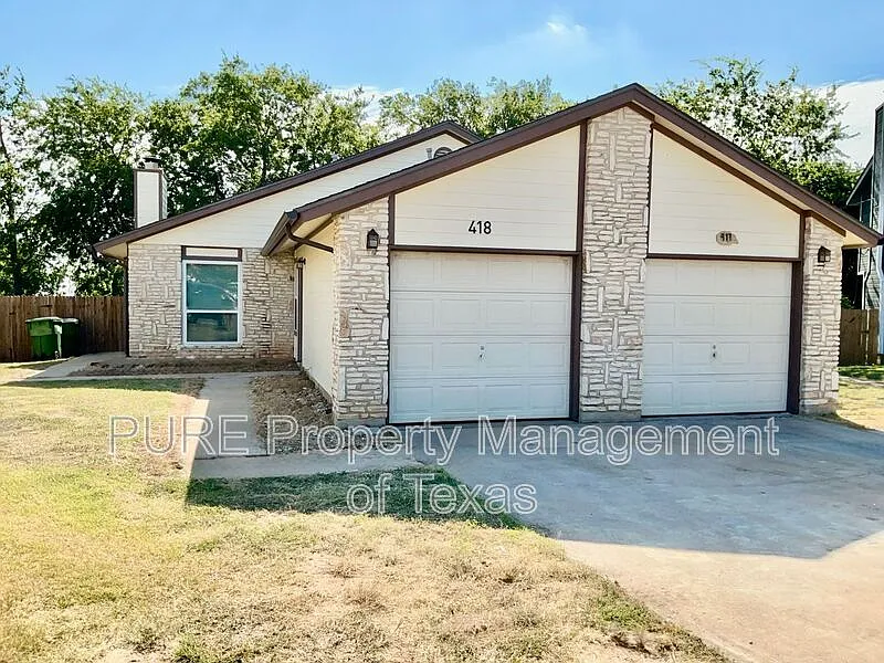 418 Parkhill Cv