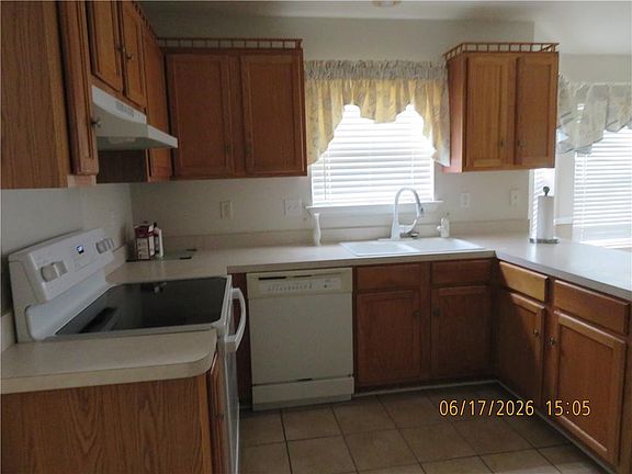 4th image of 70220 8th St