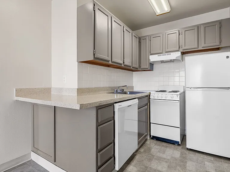 Seven Springs Apartments — Photo 45