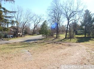 6610 Rocky Island Ln, Excelsior, MN 55331