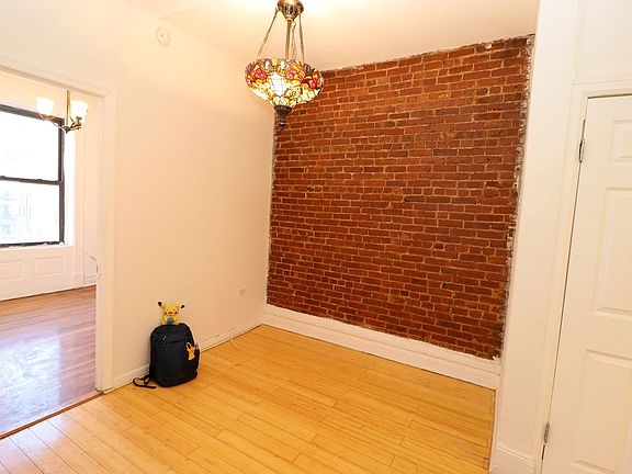 3rd image of 749 Saint Nicholas Ave #4FF