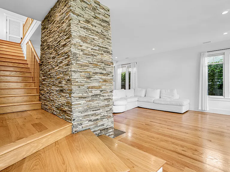 44 Sunset Ave #1 — Photo 24