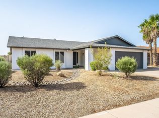 4927 W Villa Rita Dr, Glendale, AZ 85308