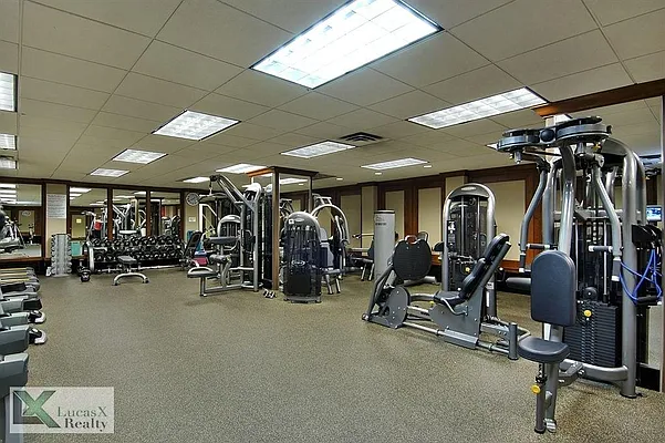 Rented by Lucas X Realty LLC | media 6